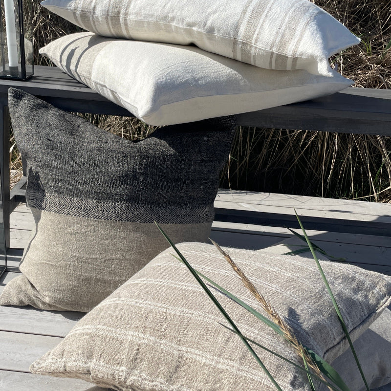 Levi Pudebetræk Sort/Natur 60×60