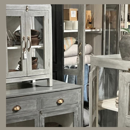 Vitrineskab - 95x49x85 cm