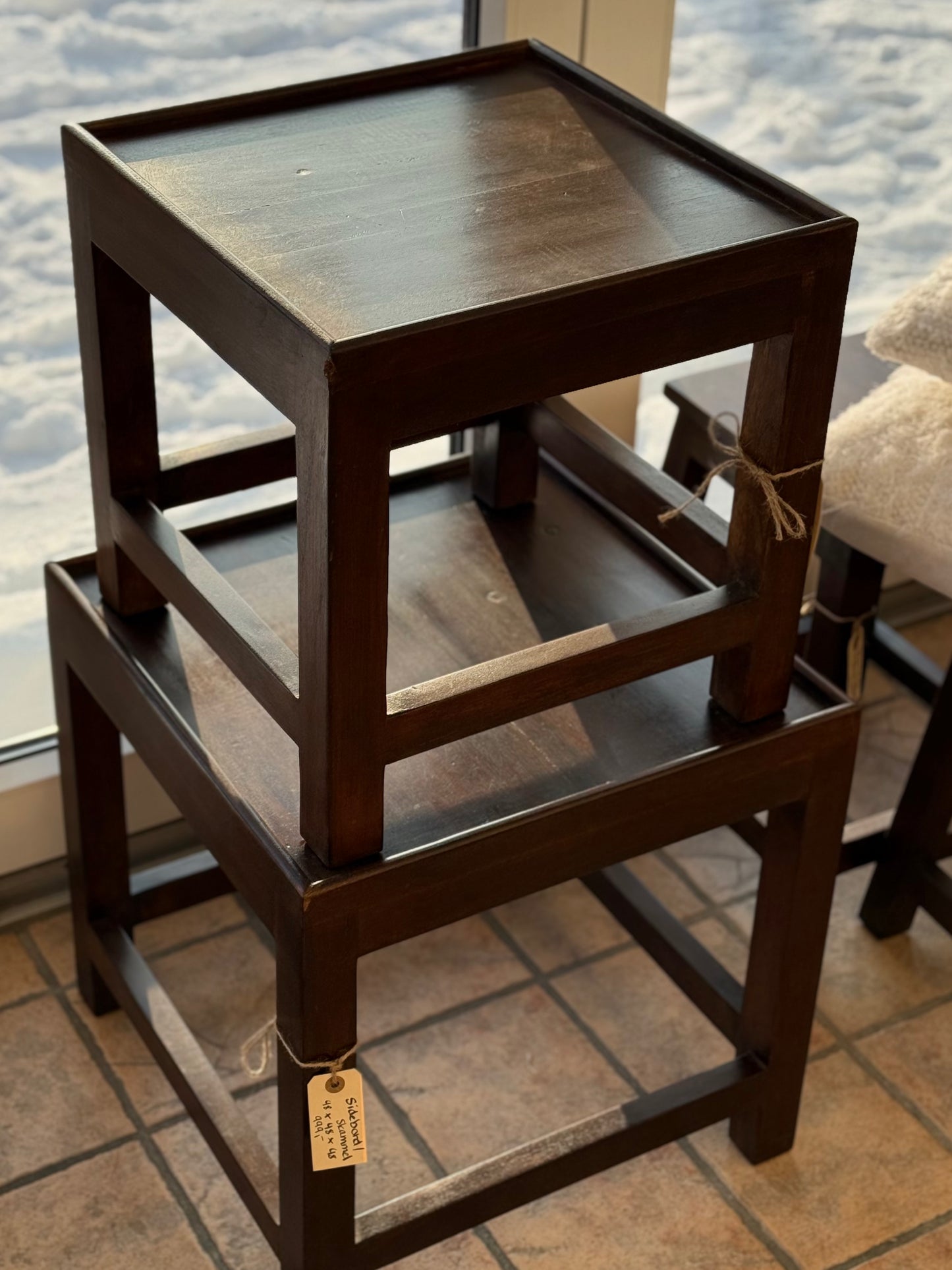 Side table - Brown - 48 x 48 x 48 cm