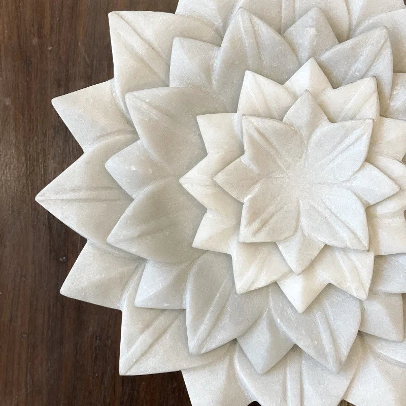 Marmor Lotus fad, 15 cm