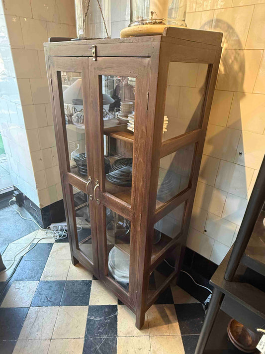 Vitrineskab 133 x 40 x 61