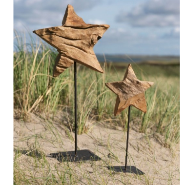 Massiv Teak Stjerne på Piedestal (H35–38 cm, Ø20 cm)